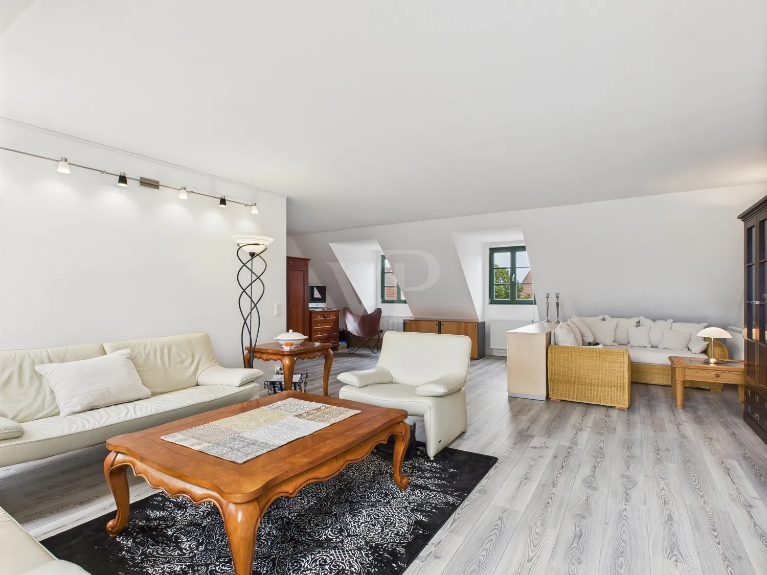 Großzügiges Wohnzimmer