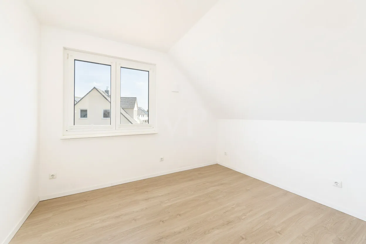 Schlaf/Arbeits/Gästezimmer im Obergeschoss 1