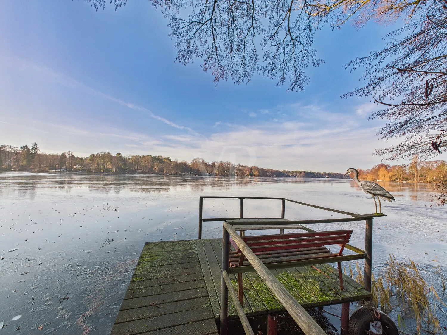 Blick von der Steganlage auf den Motzener See