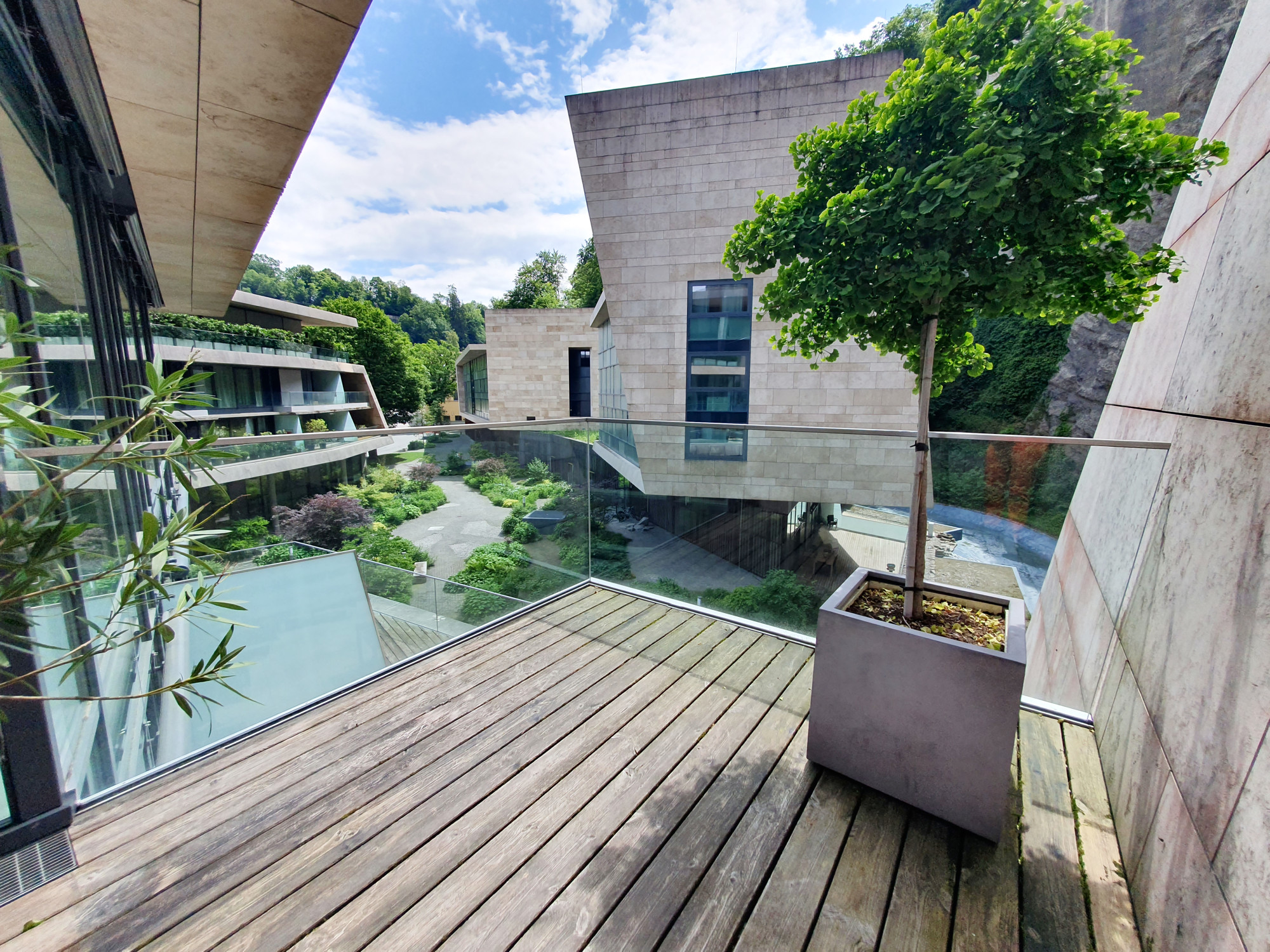 Terrasse 2.OG Ausblick Innenhof