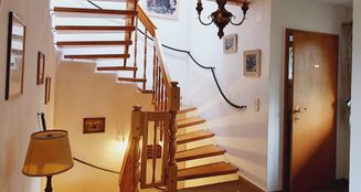 von_poll_real_estate_property_MR2023DH0802Arb+Wo_image_9