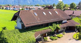 von_poll_real_estate_property_MR2023DH0802Arb+Wo_image_1
