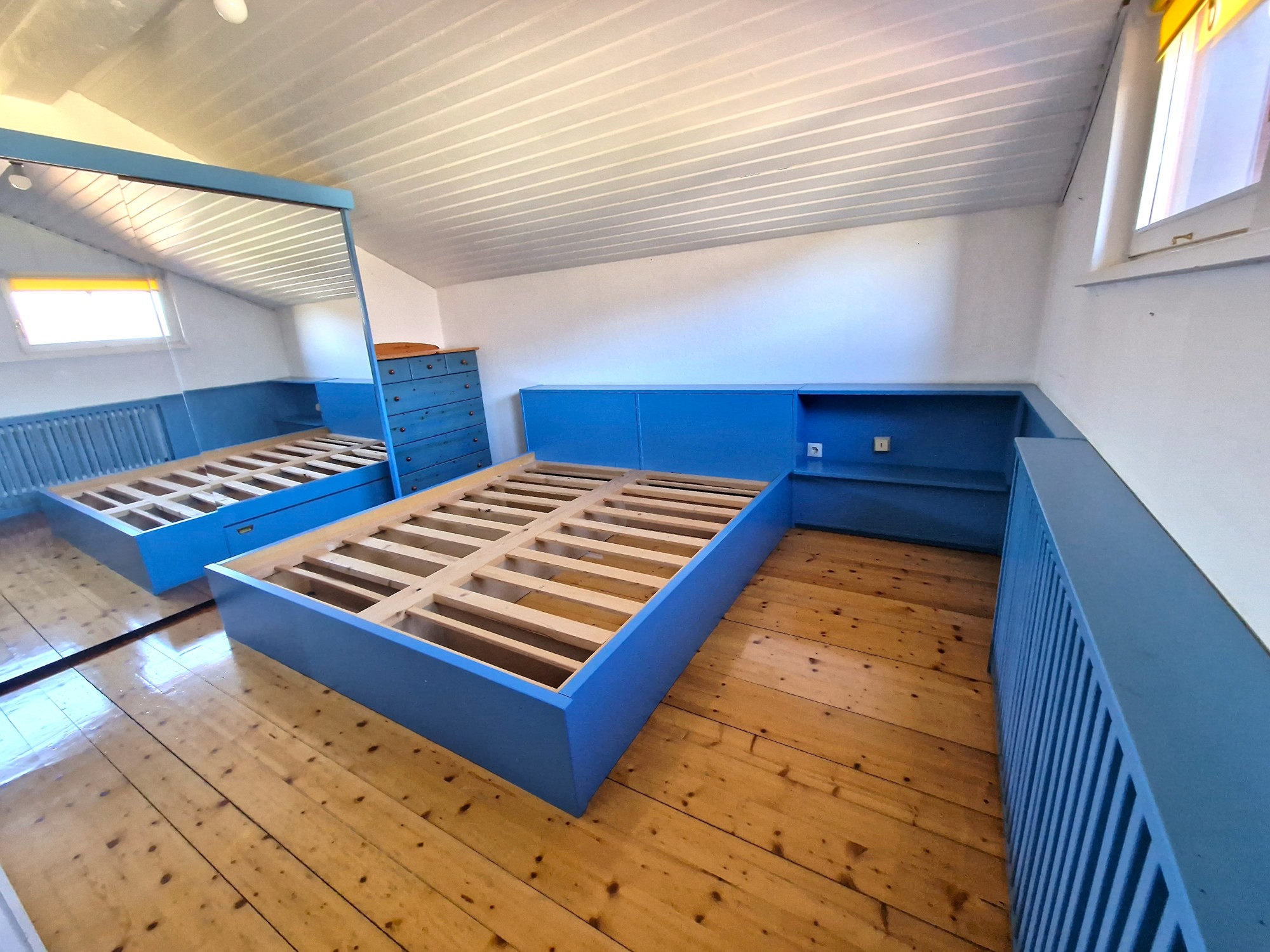 Schlafzimmer DG