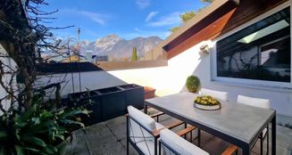 von_poll_real_estate_property_CG001240225_image_0