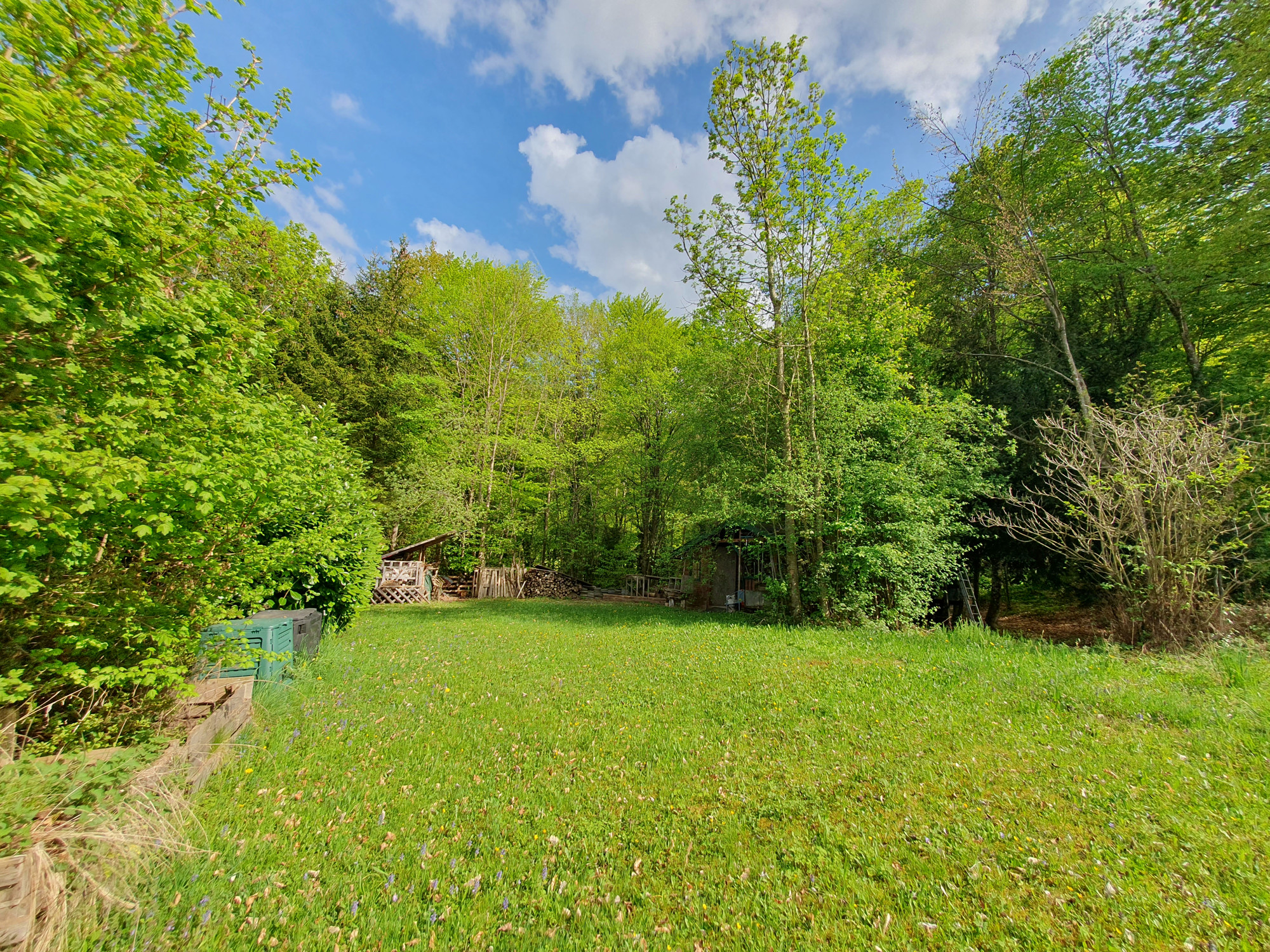 Garten Holzlager Wald