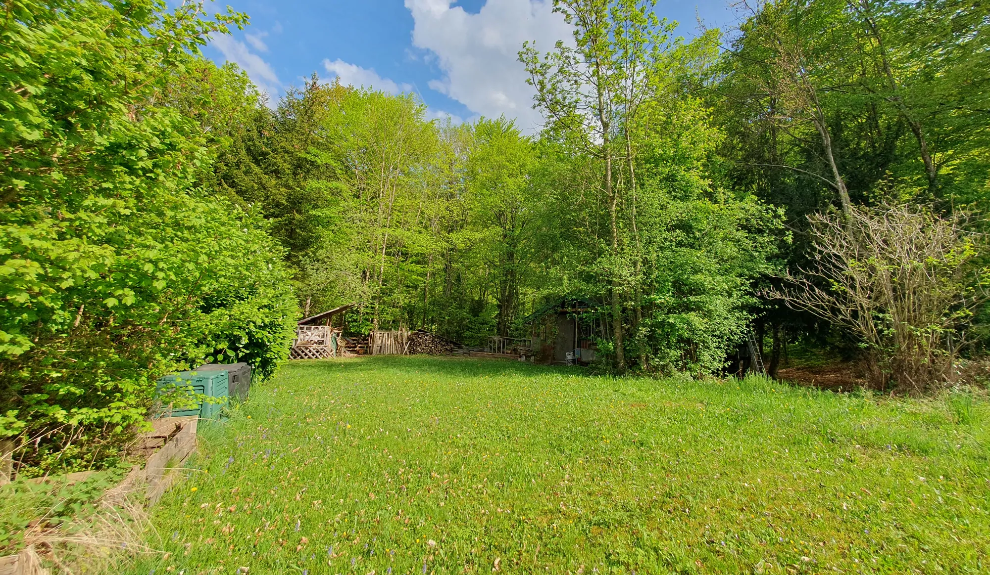 Garten Holzlager Wald