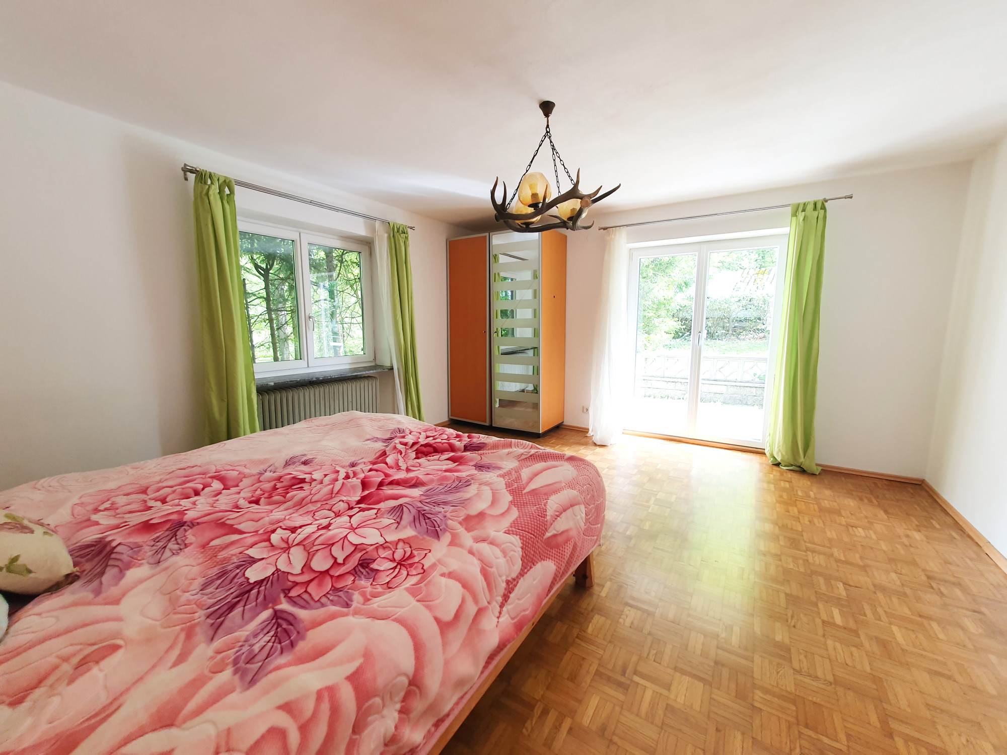 EG Schlafzimmer