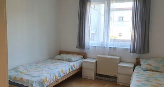 von_poll_real_estate_property_MRCG2025W0501_image_7