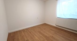 von_poll_real_estate_property_CG001M200525_image_6
