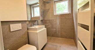 von_poll_real_estate_property_CG003260525_image_9