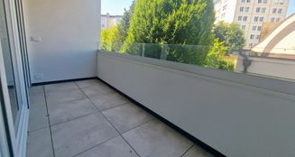 von_poll_real_estate_property_CG003260525_image_0