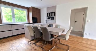 von_poll_real_estate_property_CG003260525_image_0