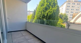 von_poll_real_estate_property_CG003260525_image_0