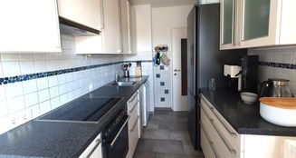 von_poll_real_estate_property_MR2025W0701_image_1