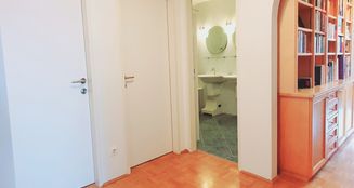 von_poll_real_estate_property_MR2025W0701_image_11