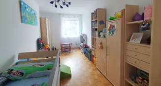 von_poll_real_estate_property_MR2025W0701_image_9