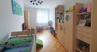 von_poll_real_estate_property_MR2025W0701_image_9