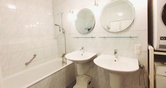 von_poll_real_estate_property_MR2025W0701_image_8