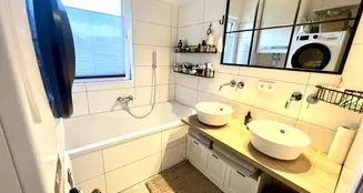 von_poll_real_estate_property_KK01092025_image_7