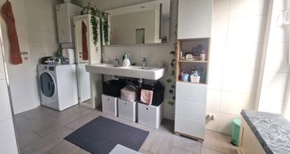 von_poll_real_estate_property_CG003M060825_image_9