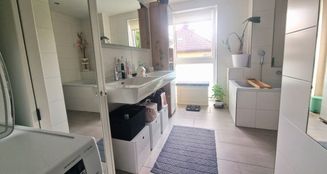 von_poll_real_estate_property_CG003M060825_image_6