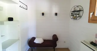 von_poll_real_estate_property_MR2025H0801_image_11