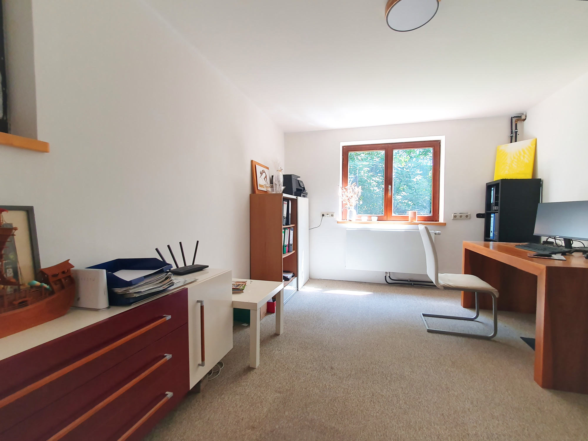 Büro UG