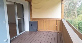 von_poll_real_estate_property_AM-19112025_image_7