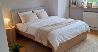 von_poll_real_estate_property_AM-19112025_image_5