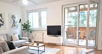 von_poll_real_estate_property_AM-19112025_image_0