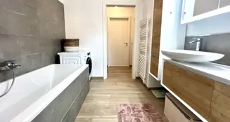 von_poll_real_estate_property_KK24112025_image_7