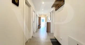 von_poll_real_estate_property_AMKK-20012026_image_9