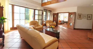 von_poll_real_estate_property_MR2025H0111_image_1