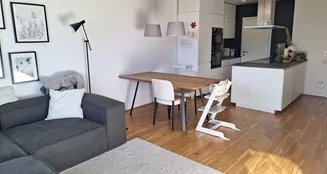 von_poll_real_estate_property_AM-5112025_image_2