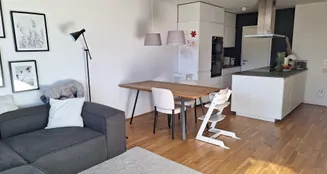 von_poll_real_estate_property_AM-5112025_image_2