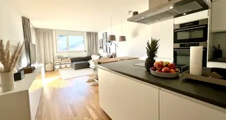 von_poll_real_estate_property_AM-5112025_image_0