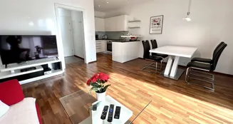 von_poll_real_estate_property_KK11112025_image_1