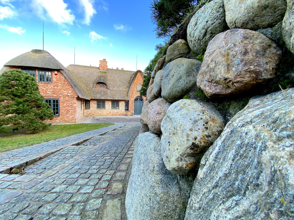 EXKLUSIV - Einzelhaus auf großem Grundstück am Watt