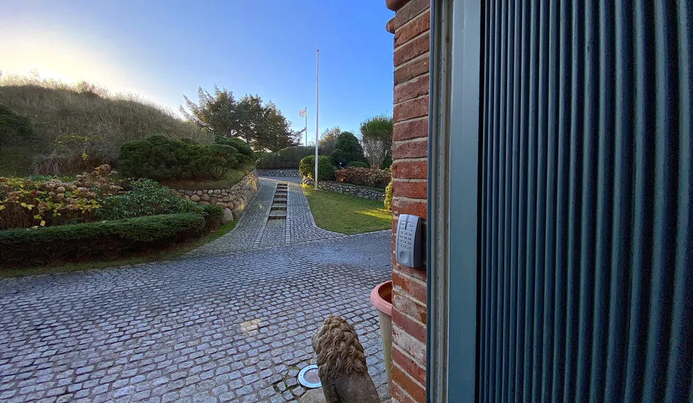 EXKLUSIV - Einzelhaus auf großem Grundstück am Watt