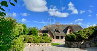 von_poll_real_estate_property_23073027_image_0