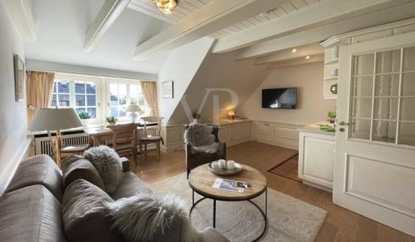 VON POLL SYLT