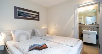 von_poll_real_estate_property_24073040_image_12