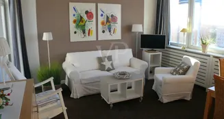 von_poll_real_estate_property_25235017_image_1