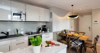 von_poll_real_estate_property_25235015_image_8