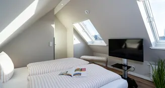 von_poll_real_estate_property_25235015_image_14