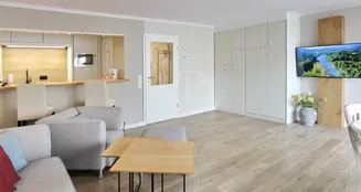 von_poll_real_estate_property_25235024_image_1