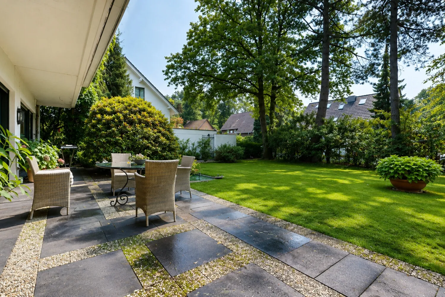 Terrasse Vorderseite