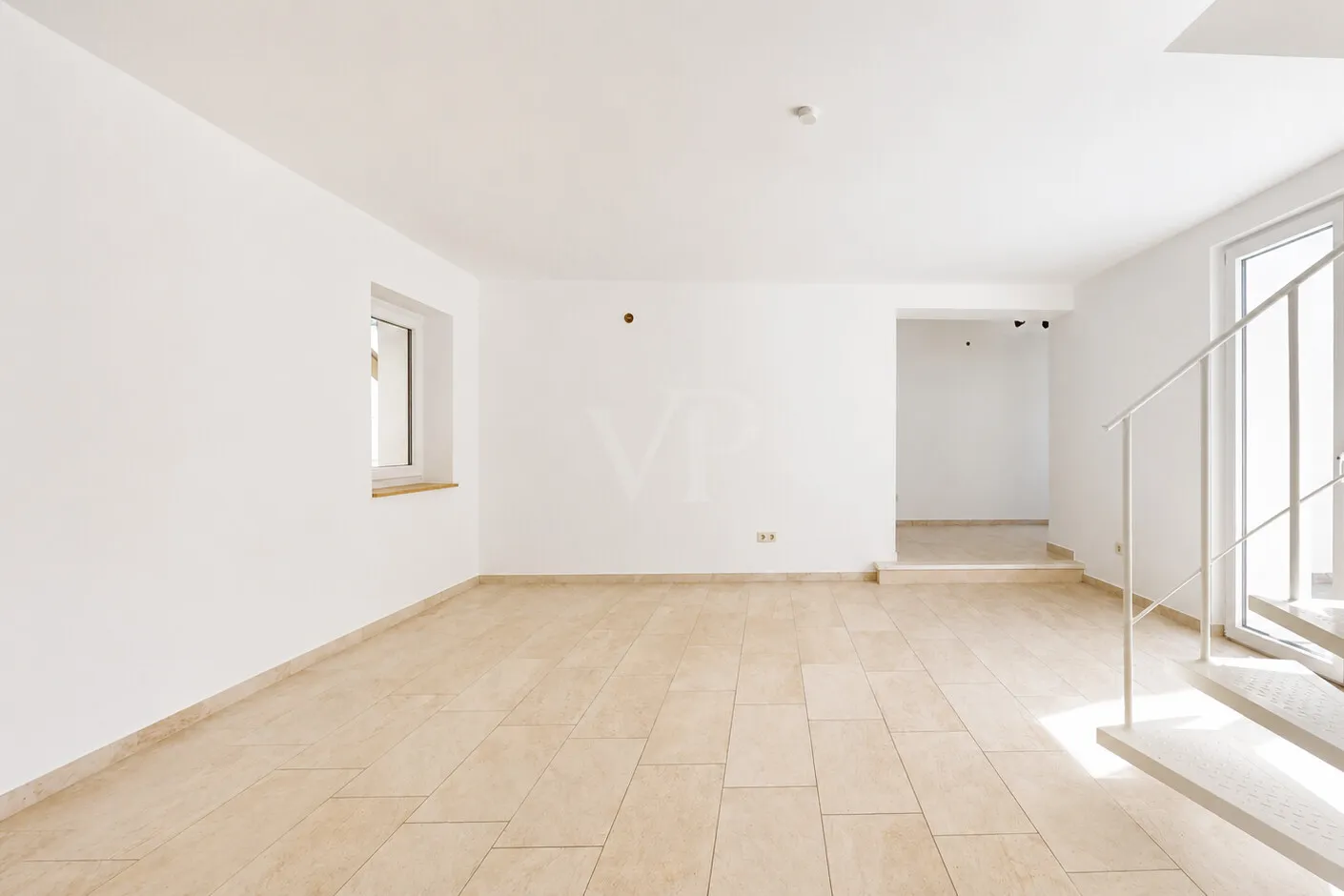 Freie Maisonettewohnung Nebenhaus - Wohnbereich