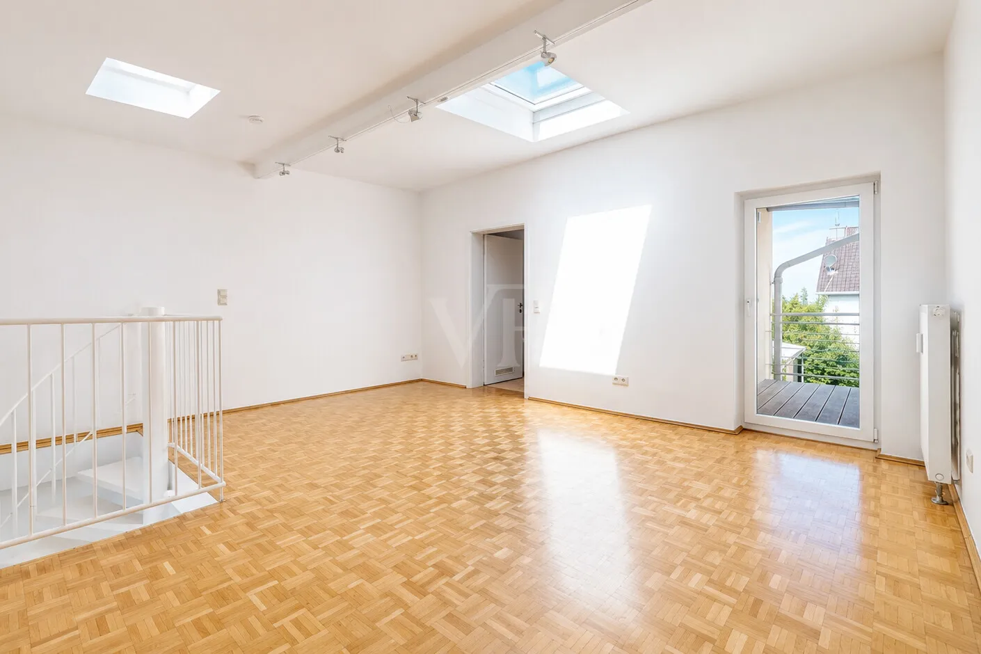 Freie Maisonettewohnung Nebenhaus - Schlafbereich
