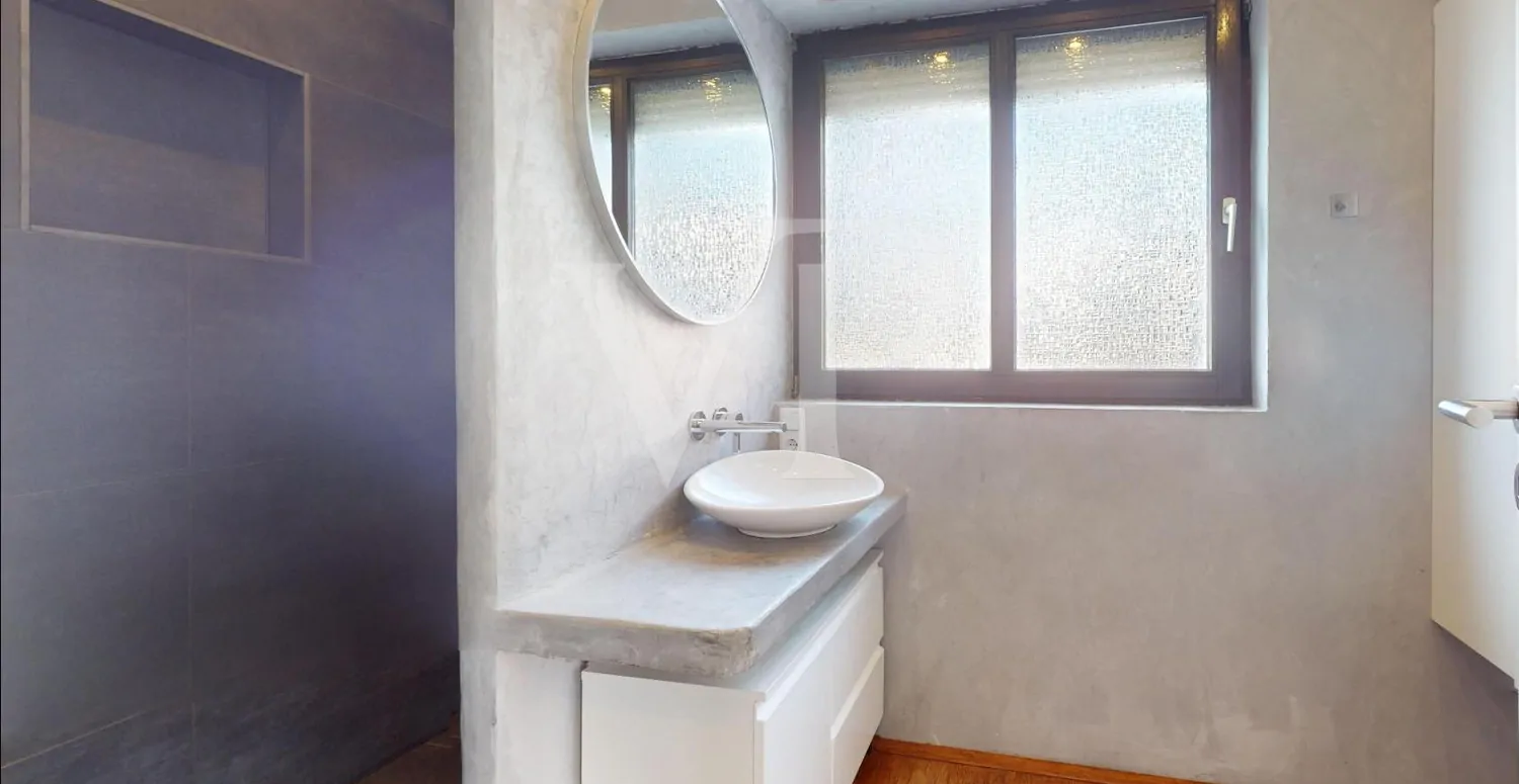 Tageslichtbad mit Dusche